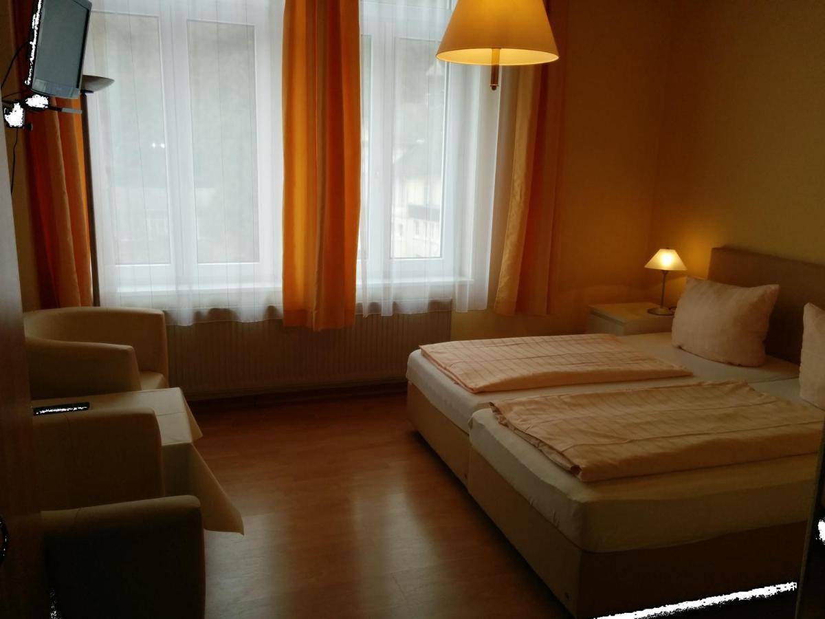 Kurhotel Quellenhof Bad Bertrich Bagian luar foto